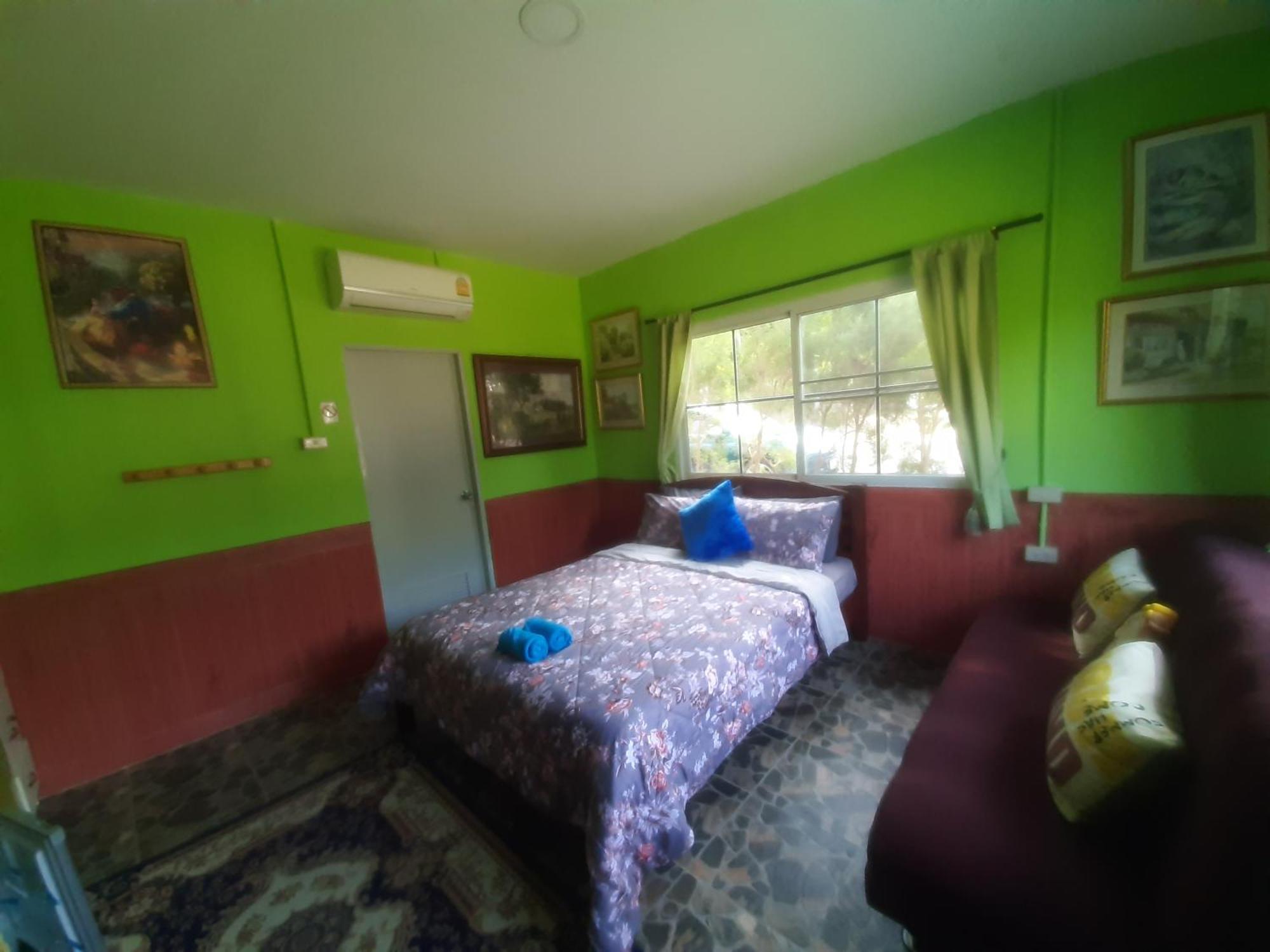 Titanic Park Bed & Breakfast Ban Bo  Exterior photo